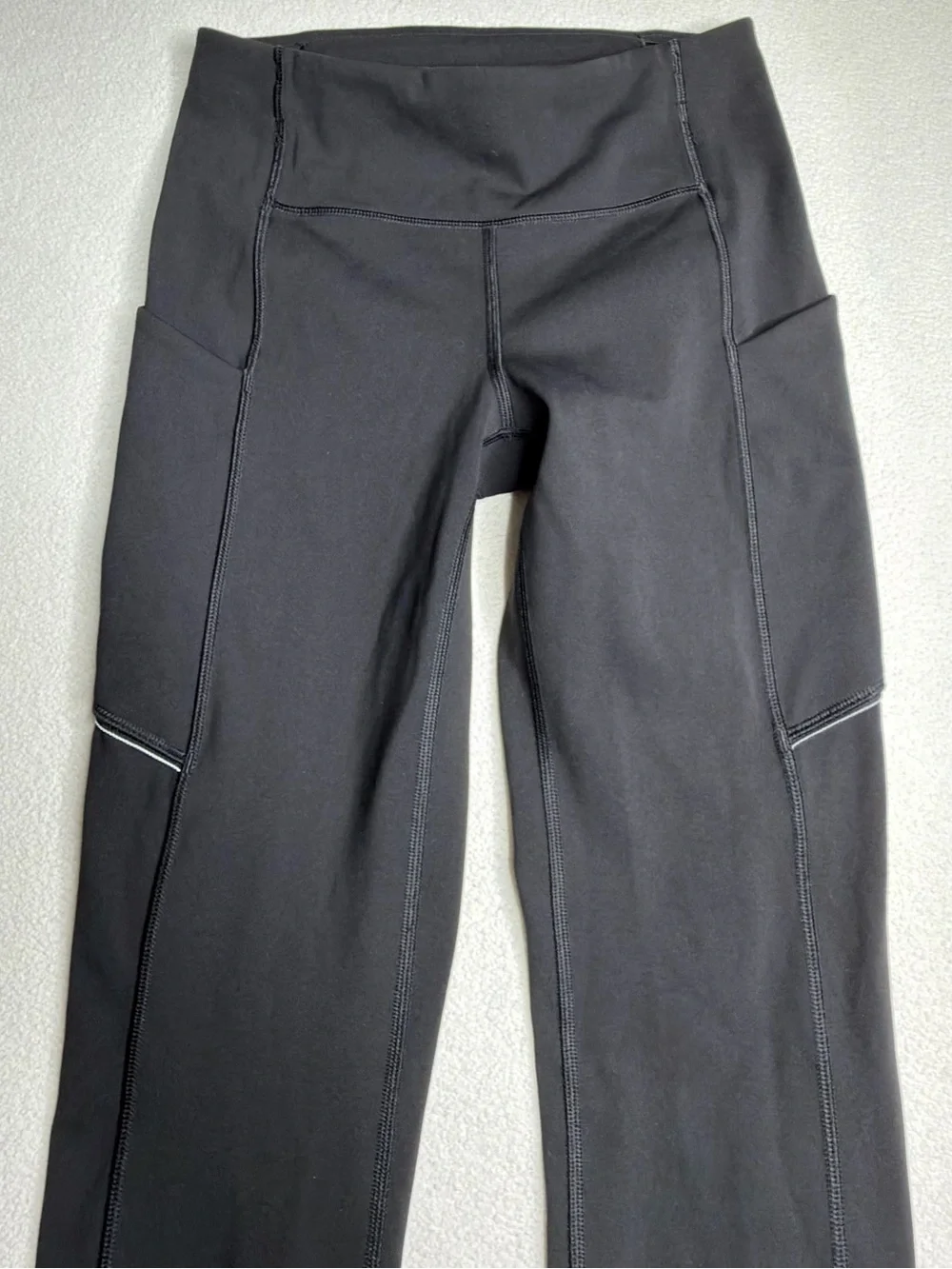 Lululemon Speed Up Tight 28